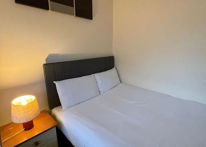 Five Bedroom Appartement *