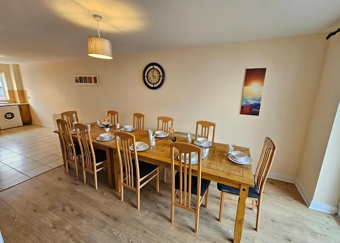 아파트 Five Bedroom 애슬론